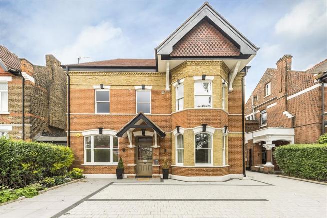 New Luxury Development: Five Exclusive Flats in Ealing, W3